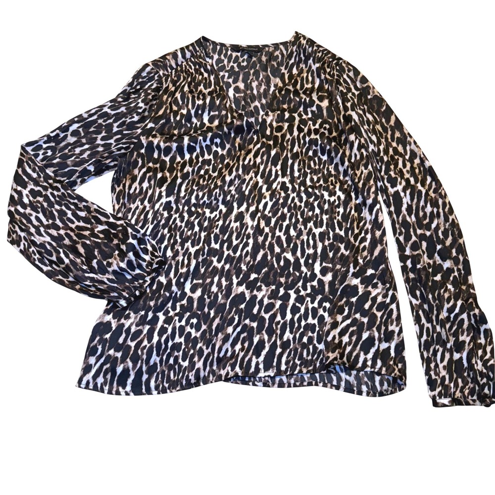 Banana Republic Satin Womens Leopard Print‎ V-Neck Long Sleeve Blouse size Small